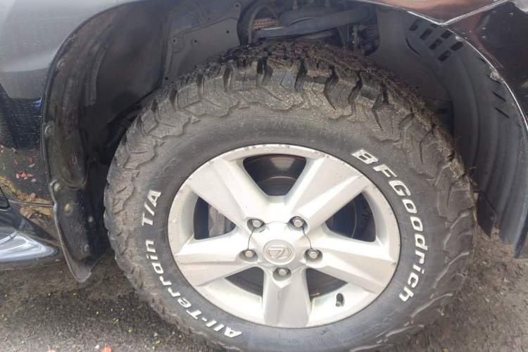 Used Lexus LX 2012 570 Right Front Wheel Hub