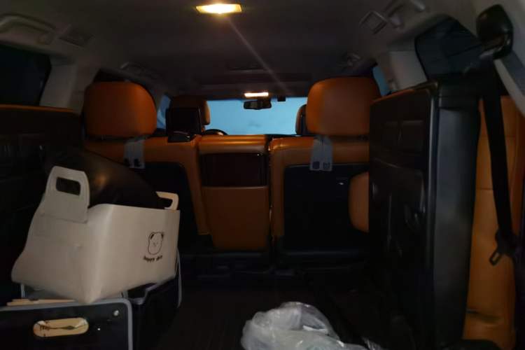 Used Lexus LX 2012 570 Trunk