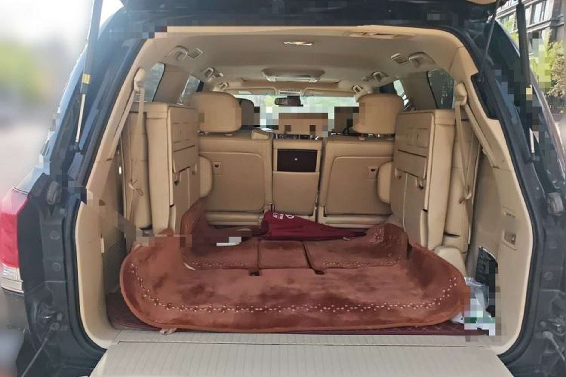 Used Lexus LX 2012 570 Trunk