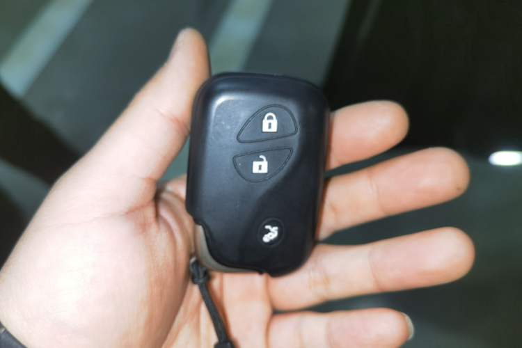 Used Lexus LX 2012 570 Vehicle Key