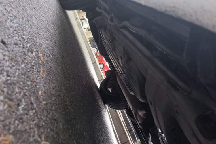 Used Lexus LX 2012 570 Chassis Front Right