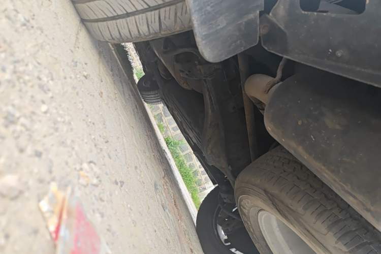 Used Lexus LX 2012 570 Chassis Front