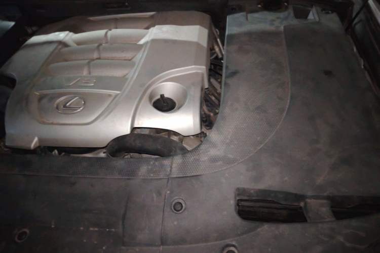Used Lexus LX 2012 570 Engine Bay Left