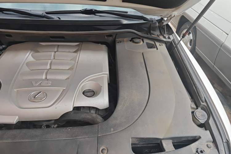 Used Lexus LX 2012 570 Engine Bay Left