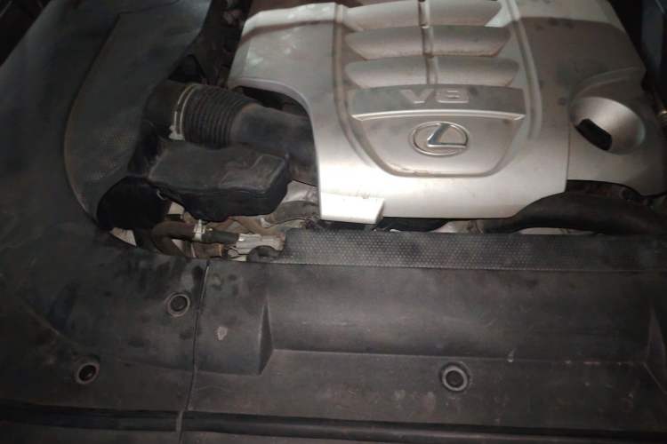 Used Lexus LX 2012 570 Engine Bay Right