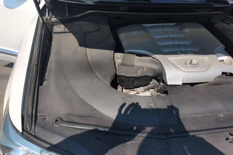 Used Lexus LX 2012 570 Engine Bay Right
