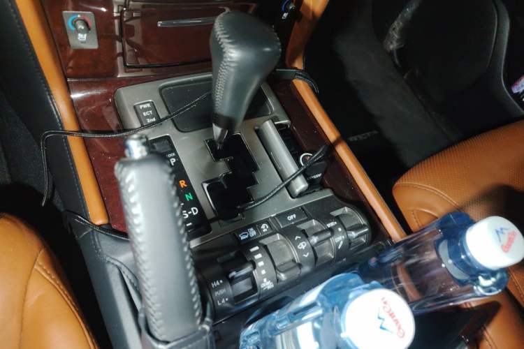Used Lexus LX 2012 570 Gear Lever