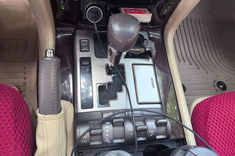 Used Lexus LX 2012 570 Gear Lever