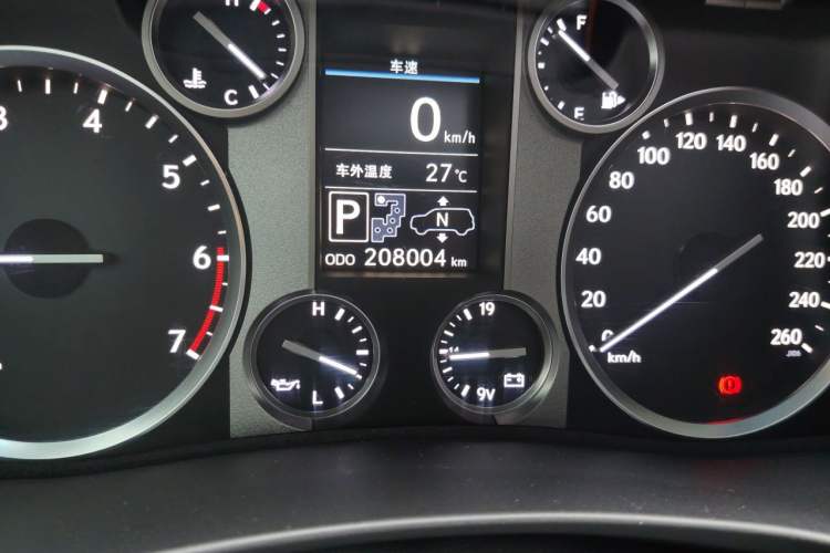Used Lexus LX 2012 570 Odometer Close Up