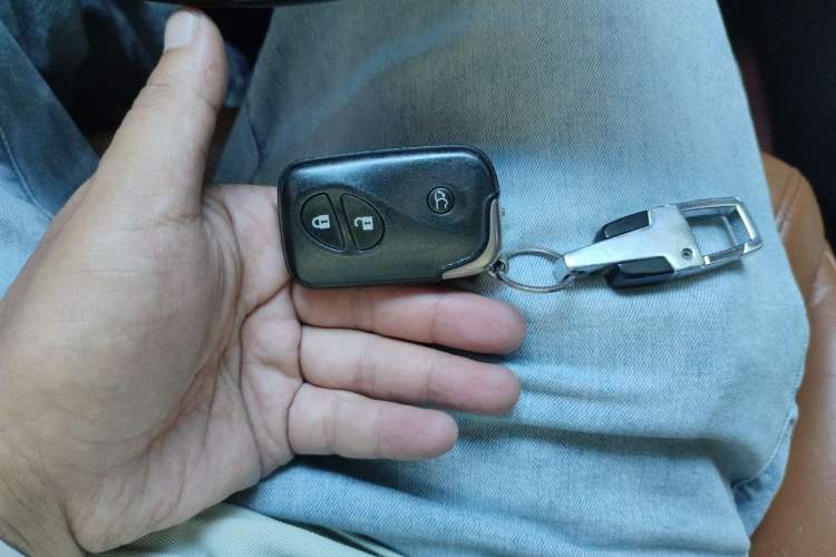 Used Lexus LX 2012 570 Vehicle Key