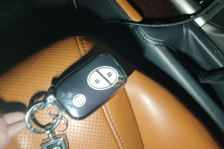 Used Lexus LX 2012 570 Vehicle Key