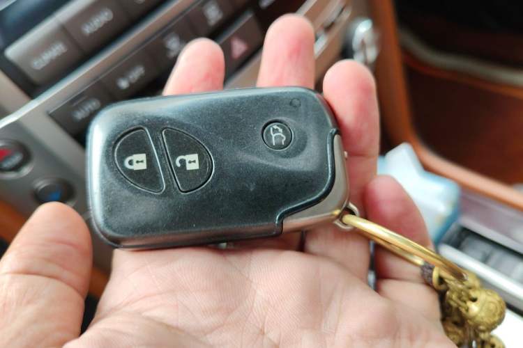 Used Lexus LX 2012 570 Vehicle Key