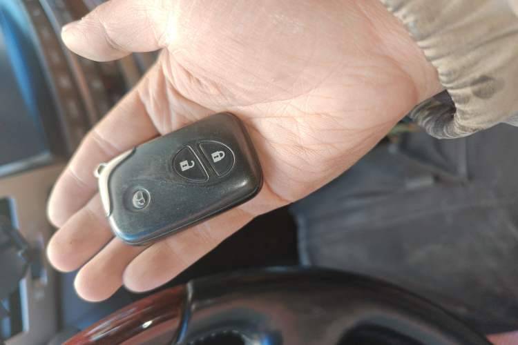 Used Lexus LX 2012 570 Vehicle Key
