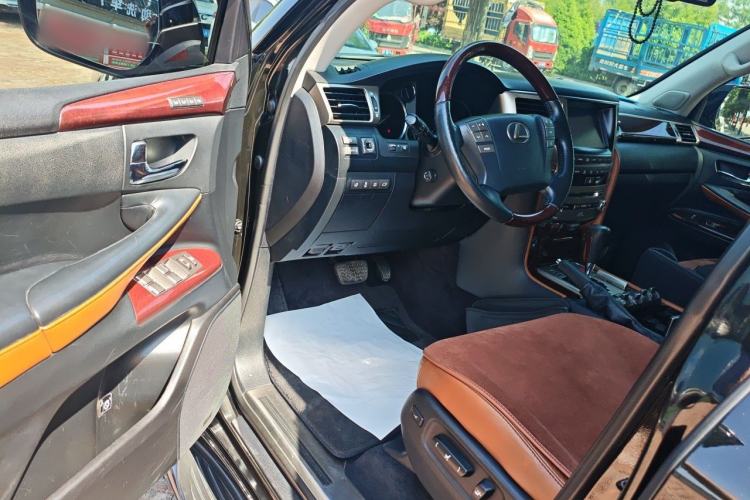 Used Lexus LX 2013 570 Driver Seat