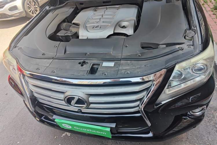 Used Lexus LX 2013 570 Engine Bay