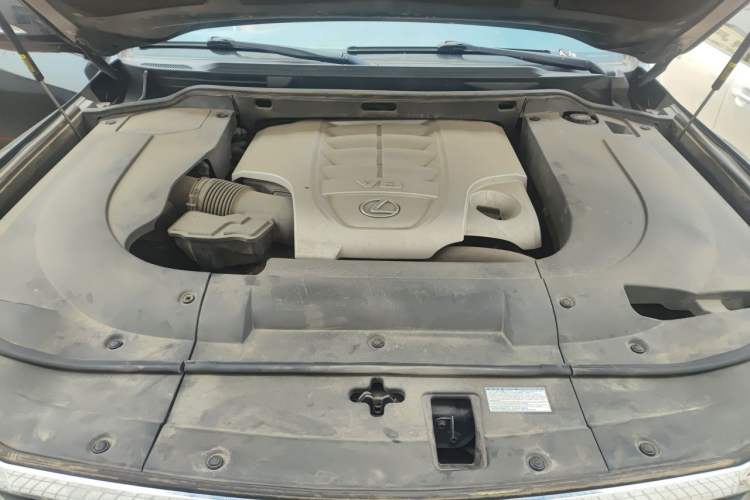 Used Lexus LX 2013 570 Engine Bay