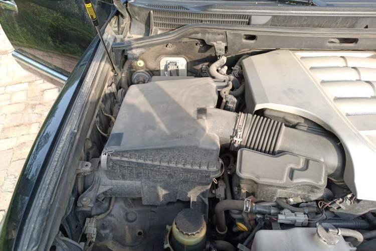 Used Lexus LX 2013 570 Engine Bay Right