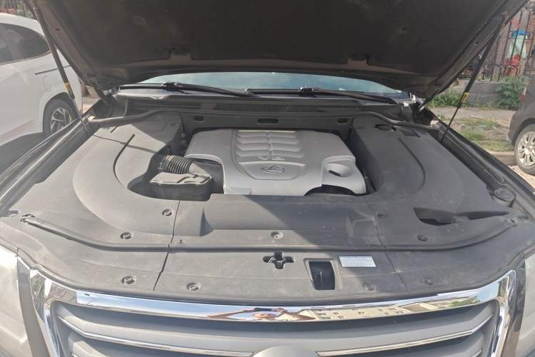 Used Lexus LX 2013 570 Engine Bay