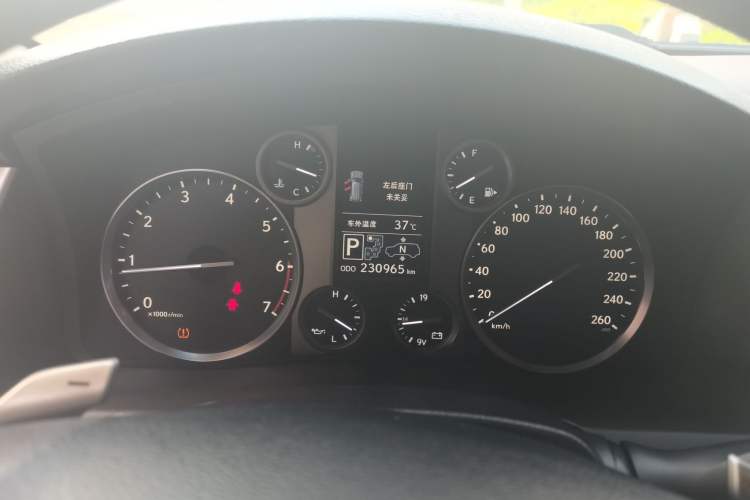 Used Lexus LX  Instrument Cluster
