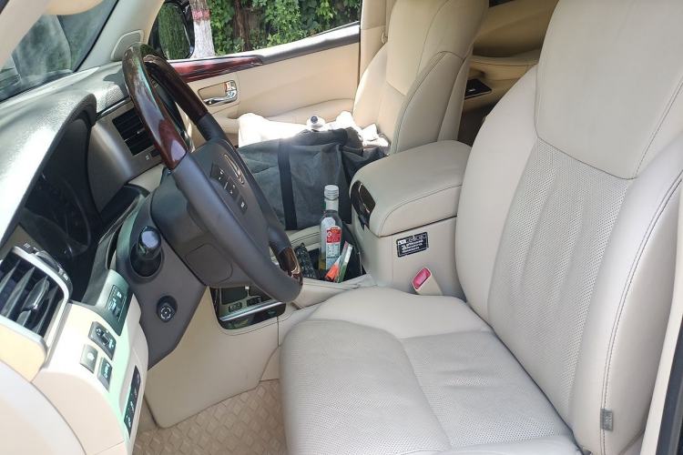 Used Lexus LX 2013 570 Left Front Seat