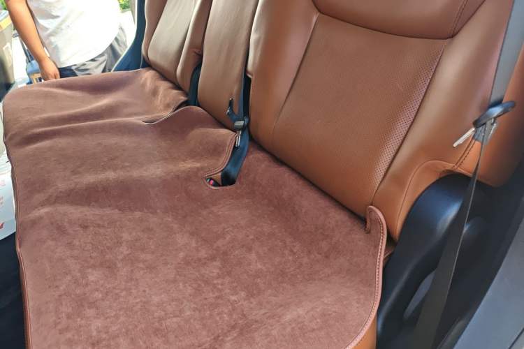 Used Lexus LX 2013 570 Left Rear Seat