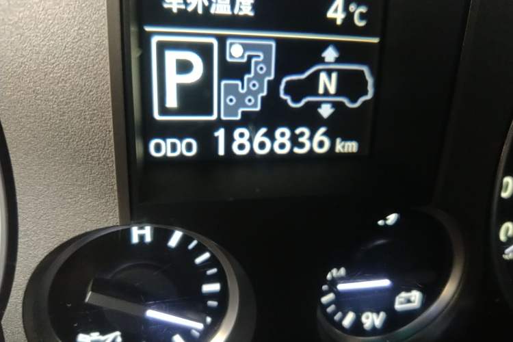 Used Lexus LX 2013 570 Odometer Close Up
