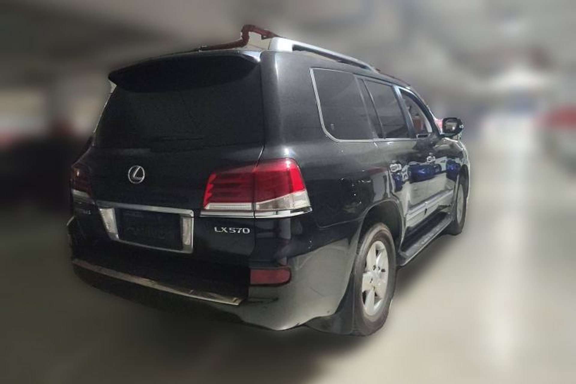 Used Lexus LX 2013 570 Rear Right 45 Deg