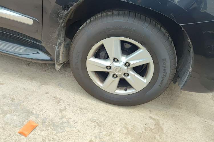 Used Lexus LX 2013 570 Right Front Wheel Hub