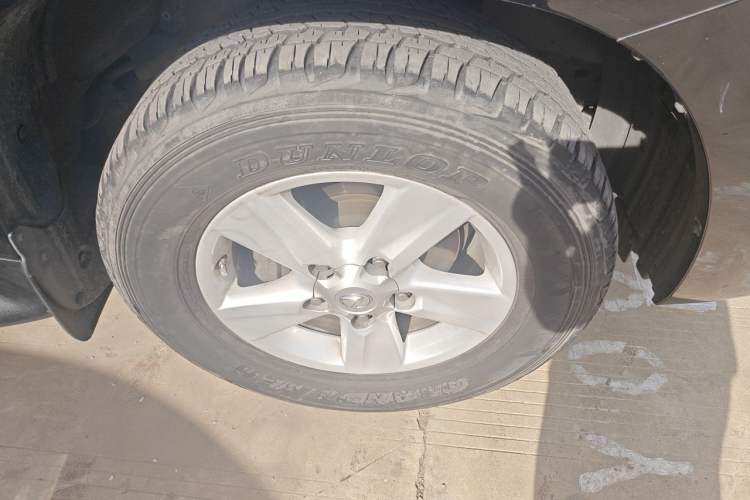 Used Lexus LX 2013 570 Right Front Wheel Hub