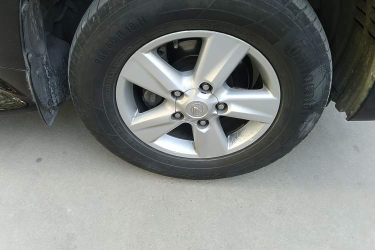 Used Lexus LX 2013 570 Right Front Wheel Hub