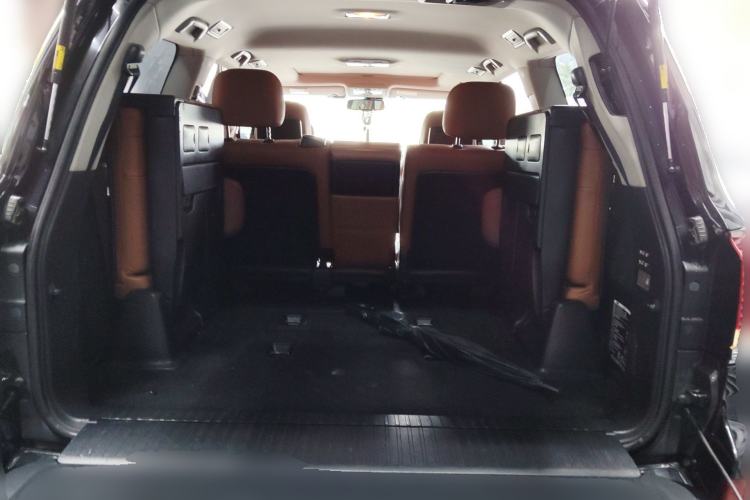 Used Lexus LX 2013 570 Trunk