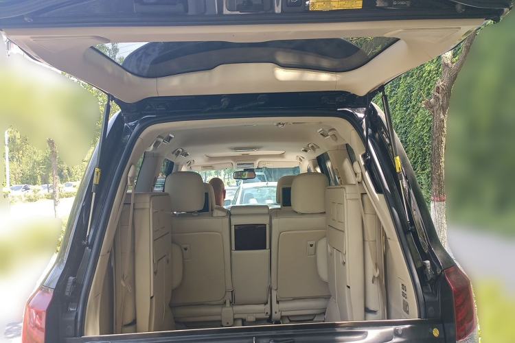 Used Lexus LX 2013 570 Trunk