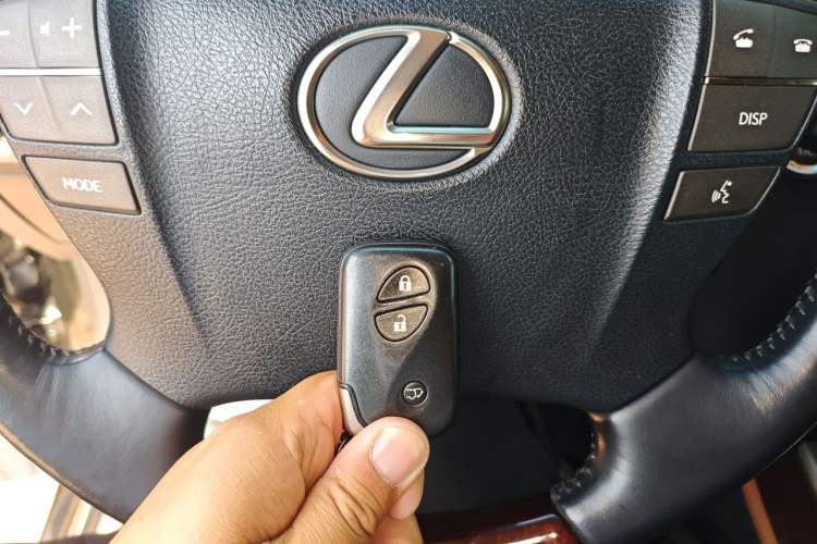 Used Lexus LX 2013 570 Vehicle Key