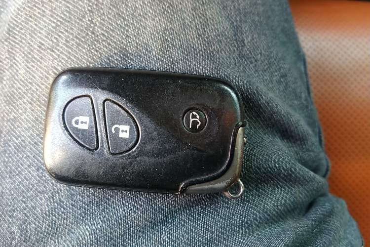 Used Lexus LX 2013 570 Vehicle Key