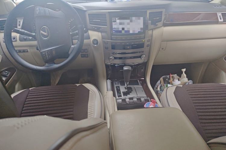 Used Lexus LX 2013 570 Center Console