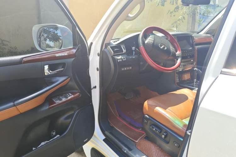 Used Lexus LX 2013 570 Driver Seat