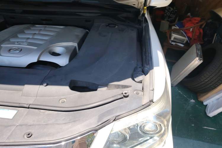 Used Lexus LX 2013 570 Engine Bay Left