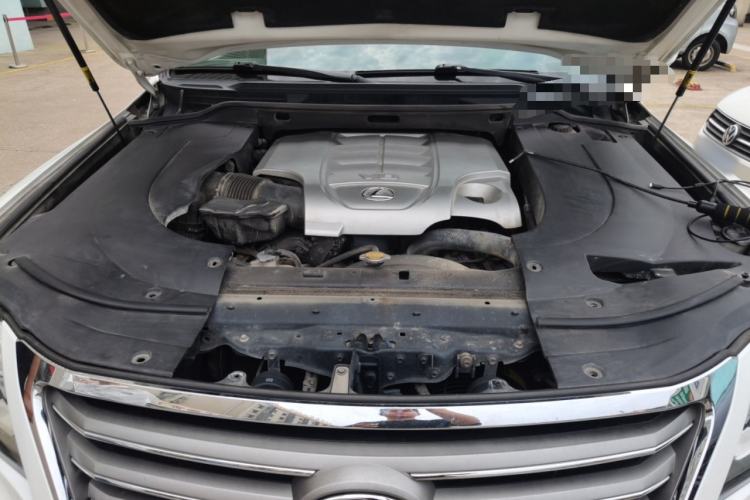 Used Lexus LX 2013 570 Engine Bay