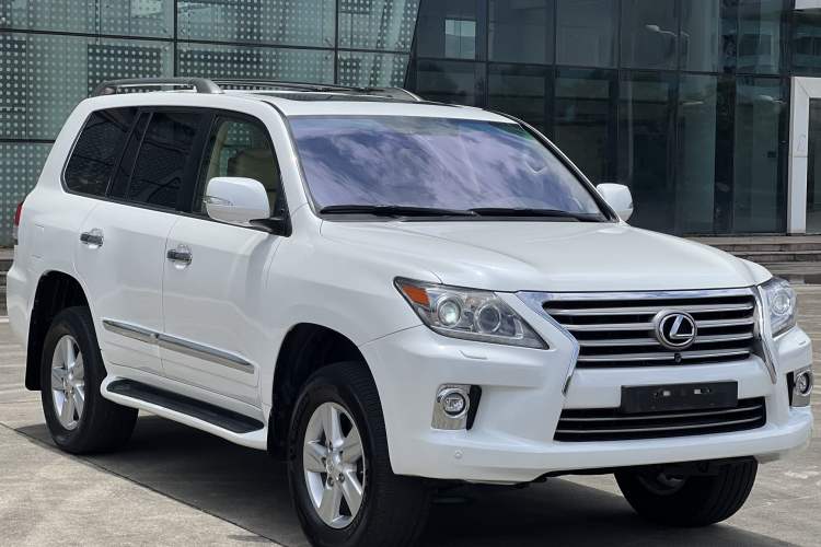 Used Lexus LX 2013 570 Exterior 2