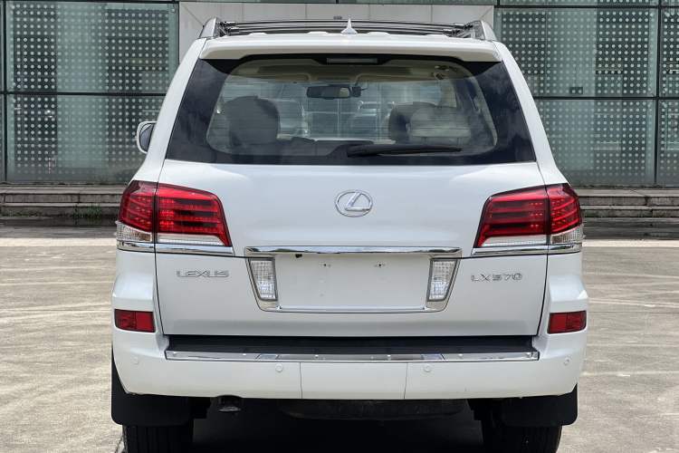 Used Lexus LX 2013 570 Exterior 4
