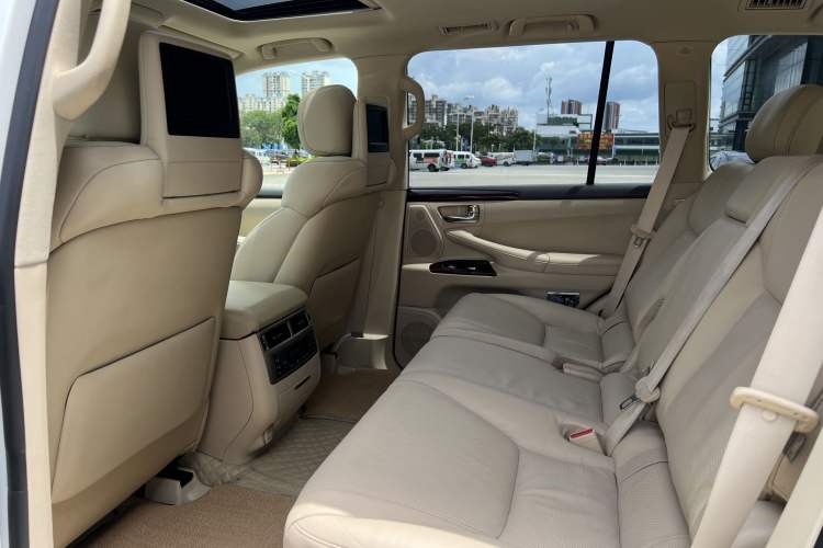 Used Lexus LX 2013 570 Exterior 8
