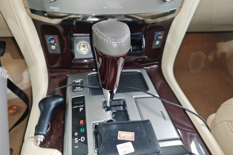 Used Lexus LX 2013 570 Gear Lever