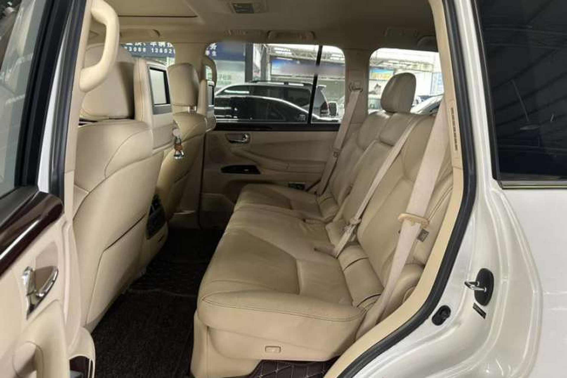Used Lexus LX 2013 570 Interior 1
