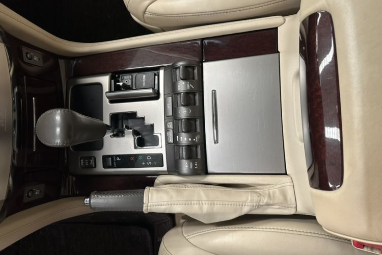 Used Lexus LX 2013 570 Interior 3