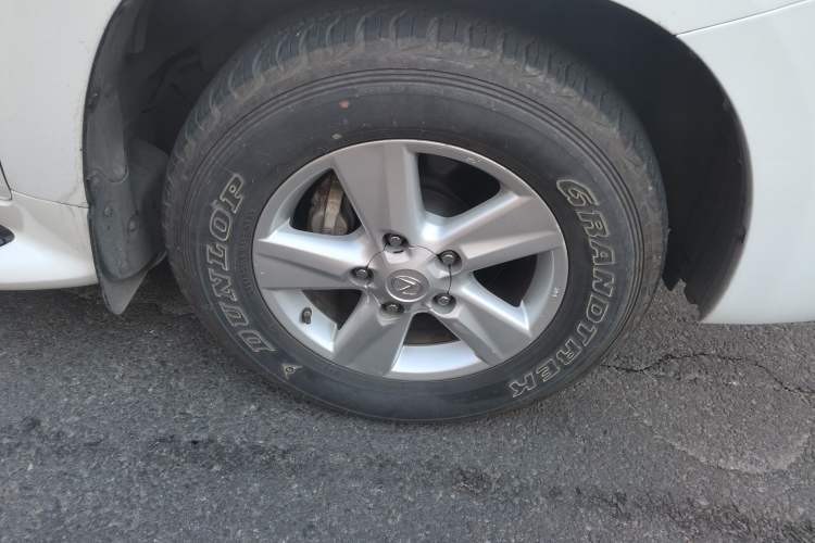 Used Lexus LX 2013 570 Right Front Wheel Hub