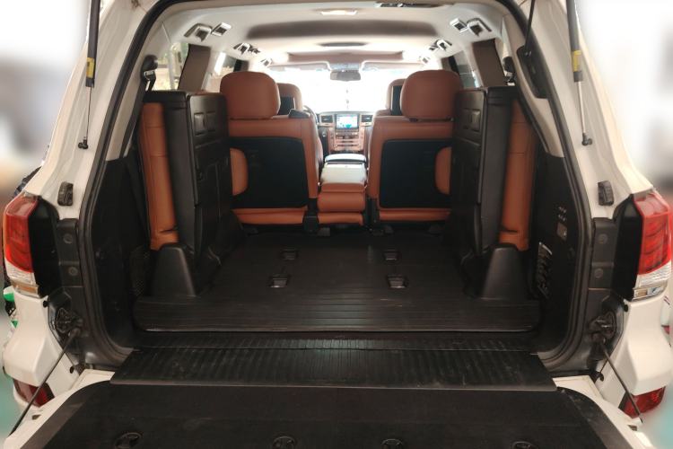 Used Lexus LX 2013 570 Trunk