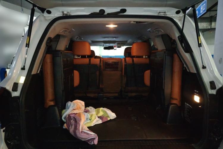 Used Lexus LX 2013 570 Trunk