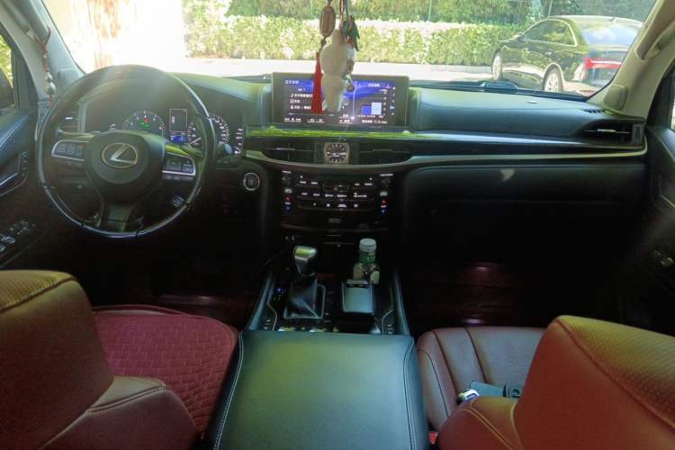 Used Lexus LX 2016 570 Prestige Luxury Edition Center Console