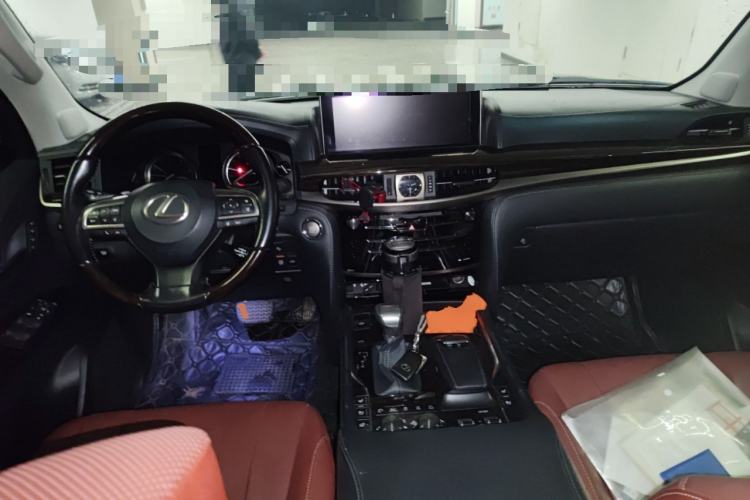 Used Lexus LX 2016 570 Prestige Luxury Edition Center Console