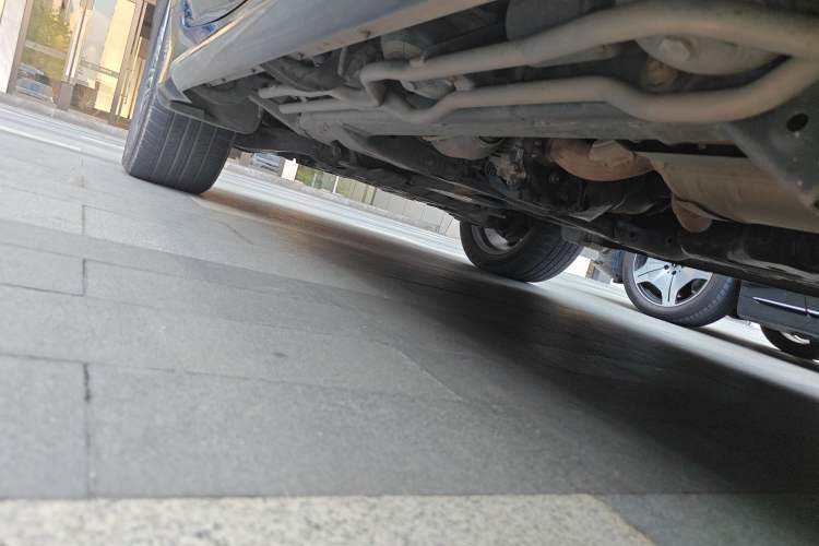 Used Lexus LX 2016 570 Prestige Luxury Edition Chassis Rear Left